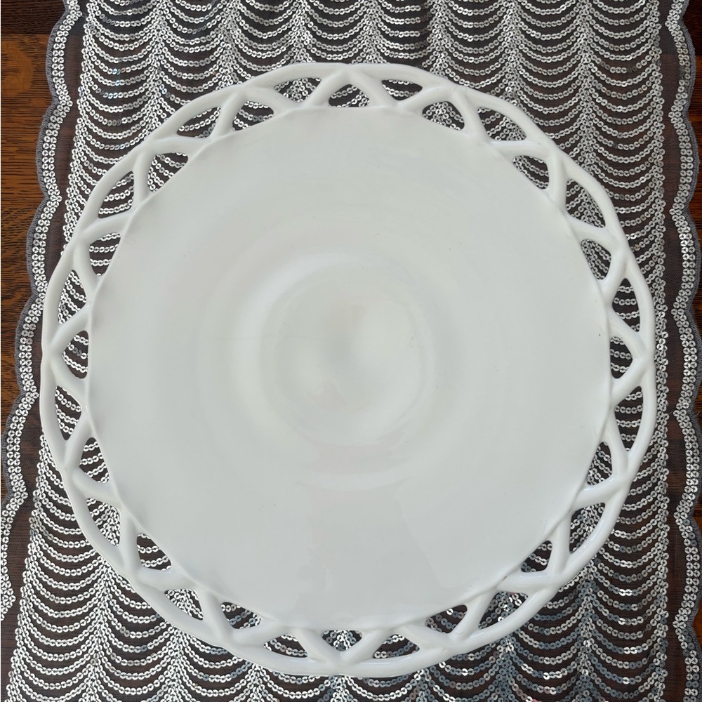 Vintage milk glass Westmoreland Glass Company  lattice style cake stand